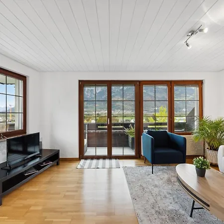 Sonniges Apartment Mit Traumhaftem Bergblick Buchs  Extérieur photo