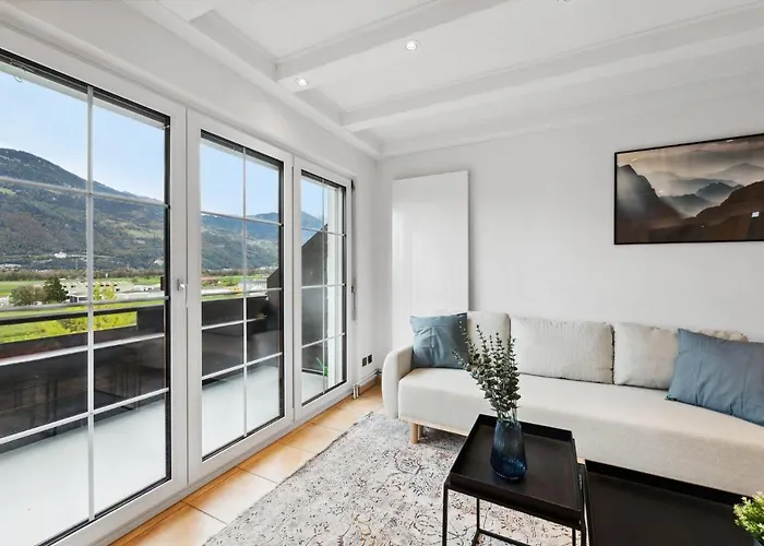 Sonniges Apartment Mit Traumhaftem Bergblick